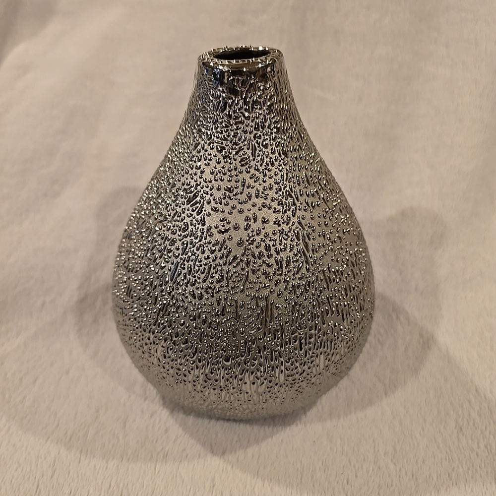 Silver Textured Ceramic Bud Vase‎ Metallic Chrome Teardrop Modern Home Decor